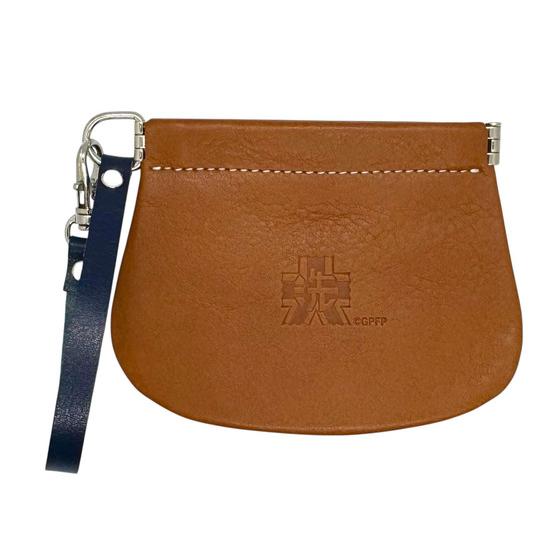 ガールズ＆パンツァー最終章　レザーバネぐち小物入れ　大洗女子学園 【オンラインミニミニホビーショー／2026年4月発送】