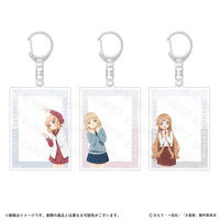 『大室家 dear sisters／dear friends』主題歌リリース記念グッズ フォトフレーム風アクリルキーホルダー（全3種）