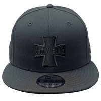 NEWERA　キャップ　９FIFTY　黒森峰女学園　ブラック×ブラックモデル 【オンラインミニミニホビーショー／2024年12月発送】