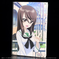 ガールズ＆パンツァー -月刊戦車道 編集部 PRESENTS- レイヤードグラフ展 P6サイズ レイヤードグラフ(R)【劇場版10周年記念イラスト ～Oarai Memories～ ミカ】