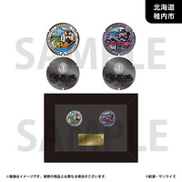 「ガンダムマンホールプロジェクト」 額装ピンズセット【北海道稚内市】_画像1